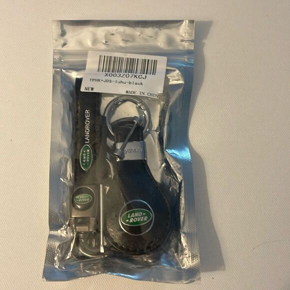 Land Rover Key Fob Keychain in Black Leather with Logo Set of 2 NWT - Picture 4 of 4